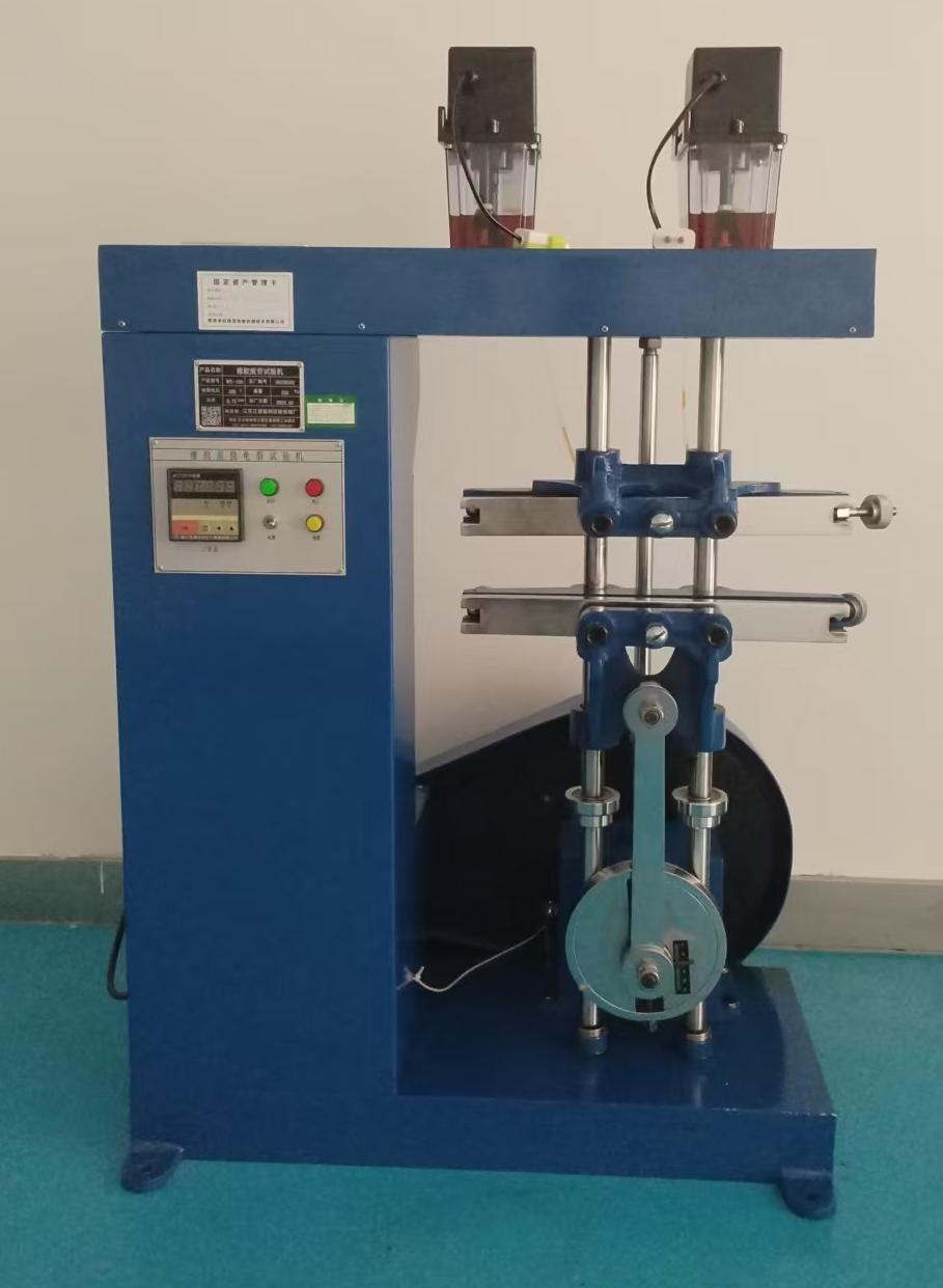 橡胶疲劳龟裂试验机